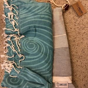 Sandcloud beach towel and bag